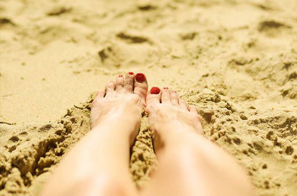 Expert-Level Sunscreen Tips - Vichy Mag - SkinCeuticals CA