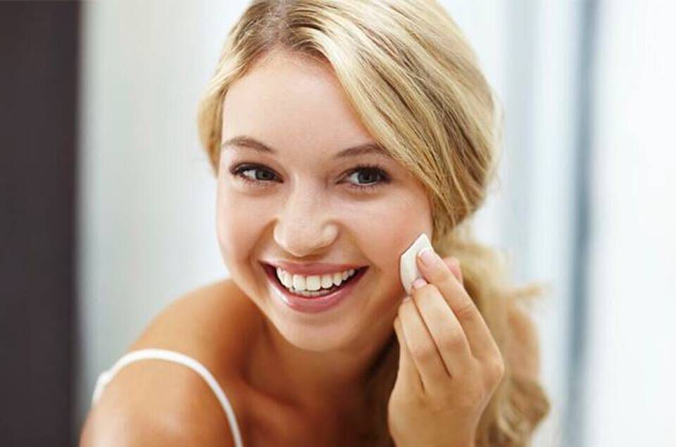 The Simple Way to Remove Makeup Without Water