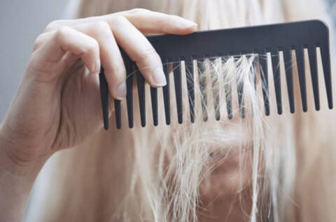 Quelle est la difference entre la perte de cheveux et la diminution de la masse capillaire?