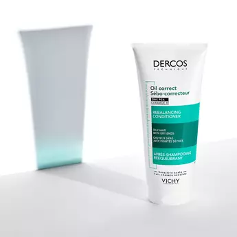 Dercos Oil Correct Conditioner