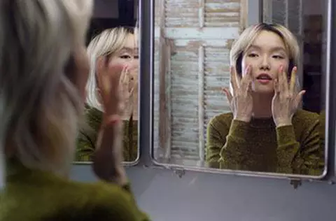 Facial massage: Give your radiant and glowing skin a boost with this easy skincare routine