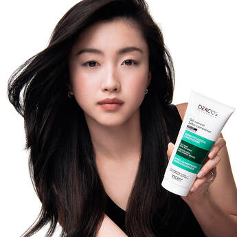 Dercos Oil Correct Conditioner